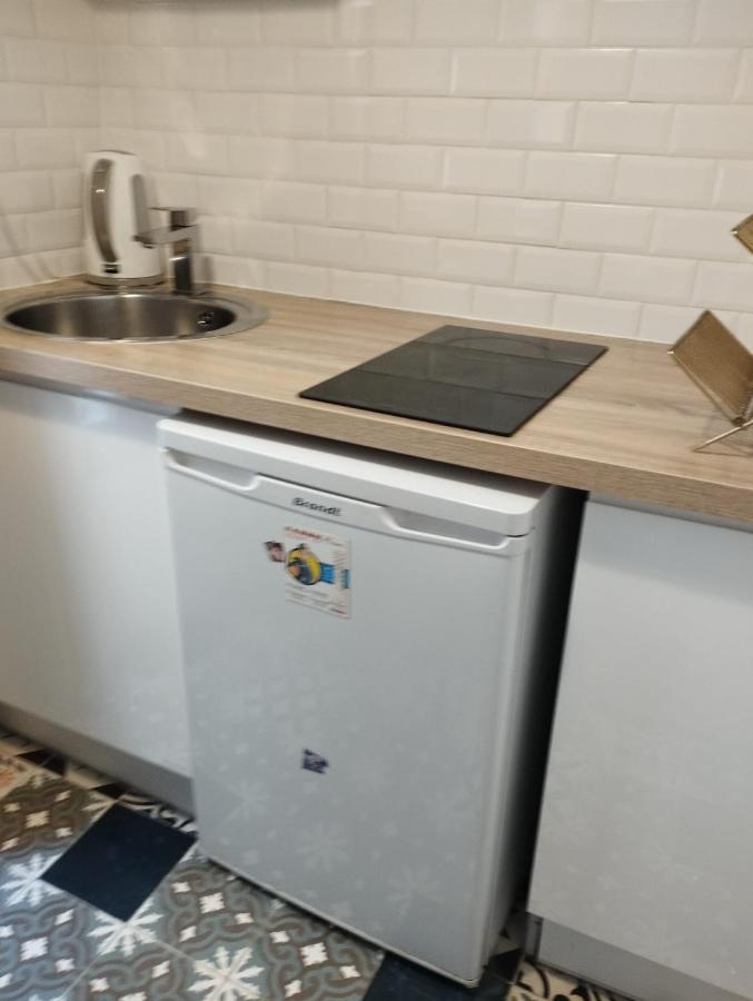 Apartment Studio 11 Calme Quartier Central, Anime, Proche Metro